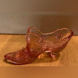 Fenton Art Glass rose pink glass shoe, dusty rose color